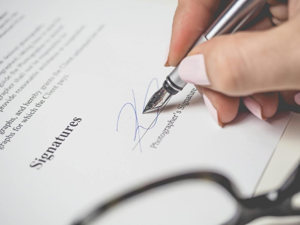 Contratto risarcimento dei danni per falsa dichiarazione Inghilterra Diritto Inglese