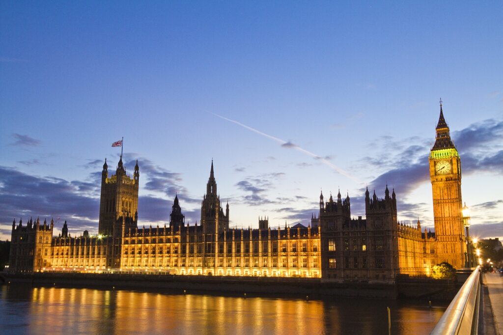 Il Parlamento in Inghilterra. Come si approva una legge. Coppolaw avvocato a Londra